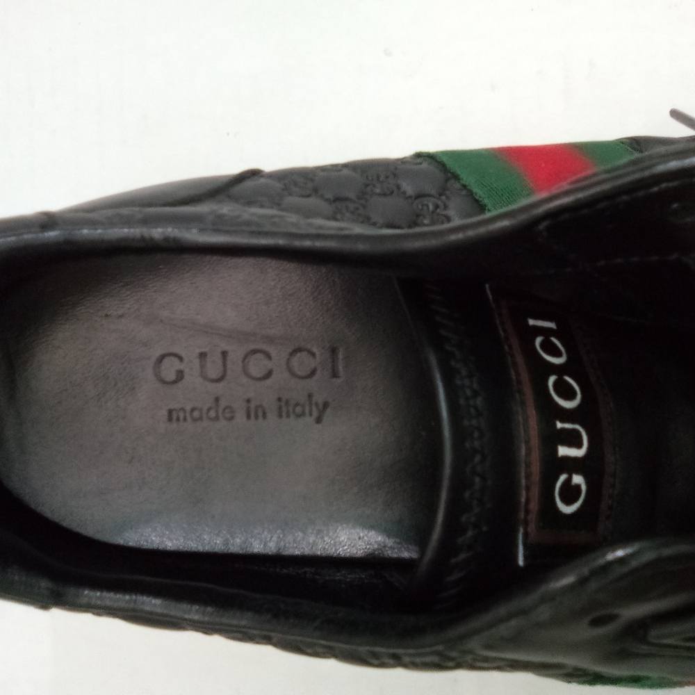 Gucci Black Sneakers with Red and Green Stripes - Picture 3 of 16
